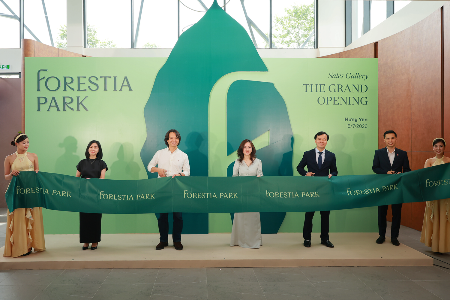 Lễ cắt băng khai trương Văn phòng Bán hàng Forestia Park tại Hưng Yên ngày 15/7/2026